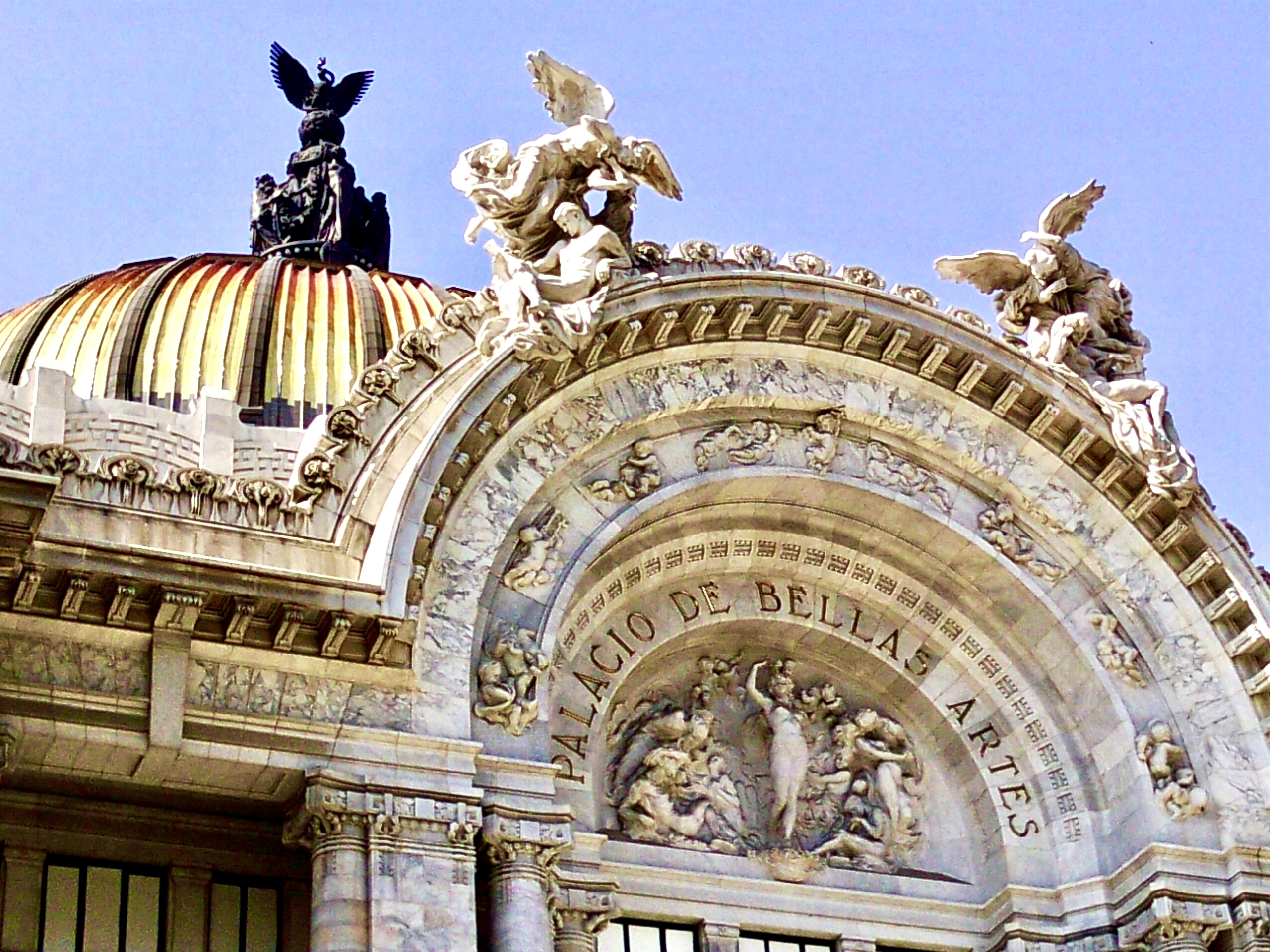 Fachada del Palacio de las Bellas Artes.